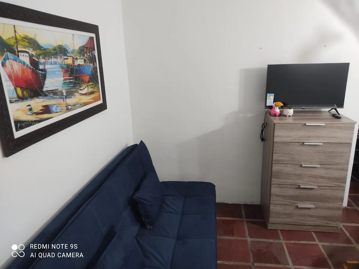 Aluguel de Flats condomínio Bangalô em Cabo Frio - BLOCO 15 APT 103
